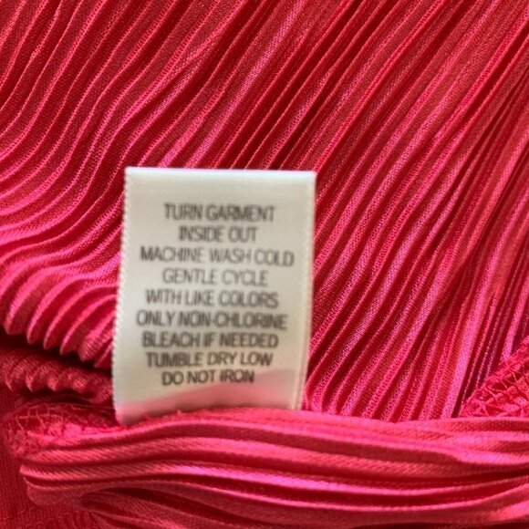 Christopher & Banks S Pink Asymmetric Crinkle Layer Tank Top Barbiecore 18C - Picture 8 of 8